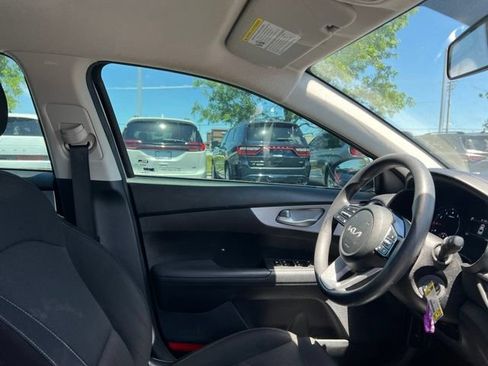 Certified 2024 Kia Forte LXS FWD image 30