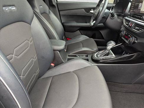 Used 2024 Kia Forte GT-Line w/ GT-Line Premium Package FWD image 29