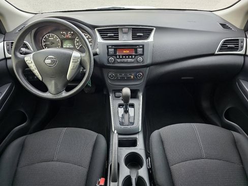 Used 2016 Nissan Sentra S image 35