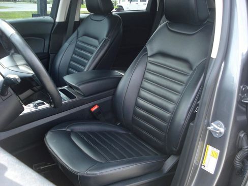 Used 2022 Ford Edge SEL w/ Cargo Accessory Package AWD/4WD image 14