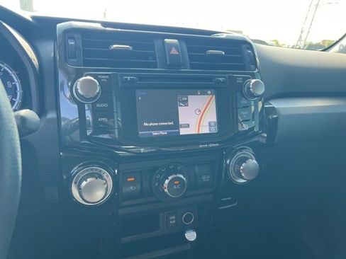 Used 2017 Toyota 4Runner TRD Off-Road image 13