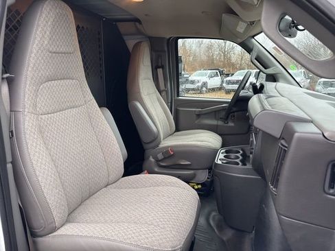 New 2025 GMC Savana 2500 w/ Communications Package image 27