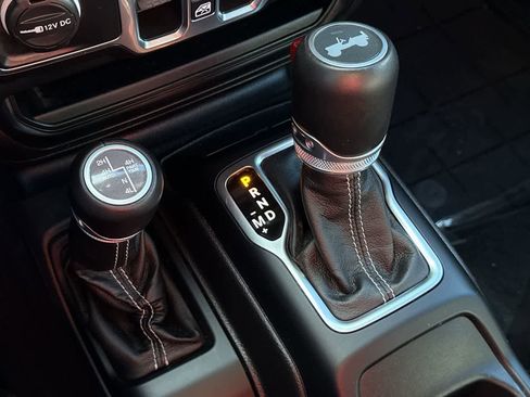 Used 2021 Jeep Wrangler Unlimited Sahara w/ Cold Weather Group image 20