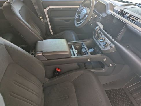 Used 2023 Land Rover Defender 110 image 11