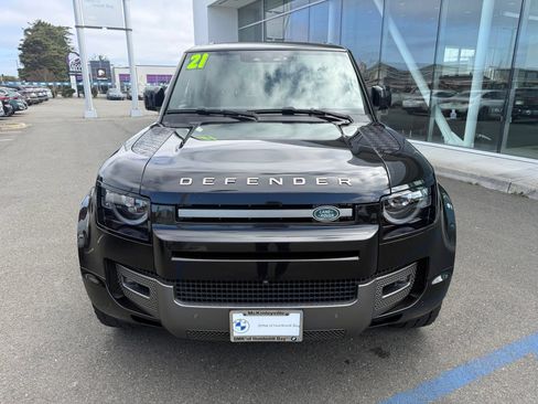 Used 2021 Land Rover Defender 110 X-Dynamic SE AWD/4WD image 9