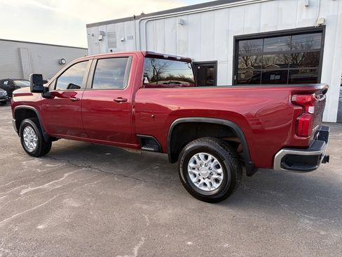 Used 2020 Chevrolet Silverado 2500 LT w/ Texas Edition image 32