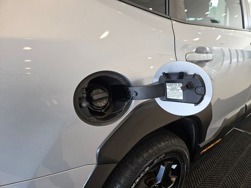 Used 2023 Subaru Forester Wilderness image 32