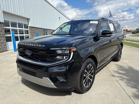 Certified 2025 Ford Expedition Max Platinum AWD/4WD image 5