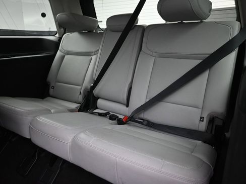 Used 2025 Ford Expedition Platinum AWD/4WD image 24
