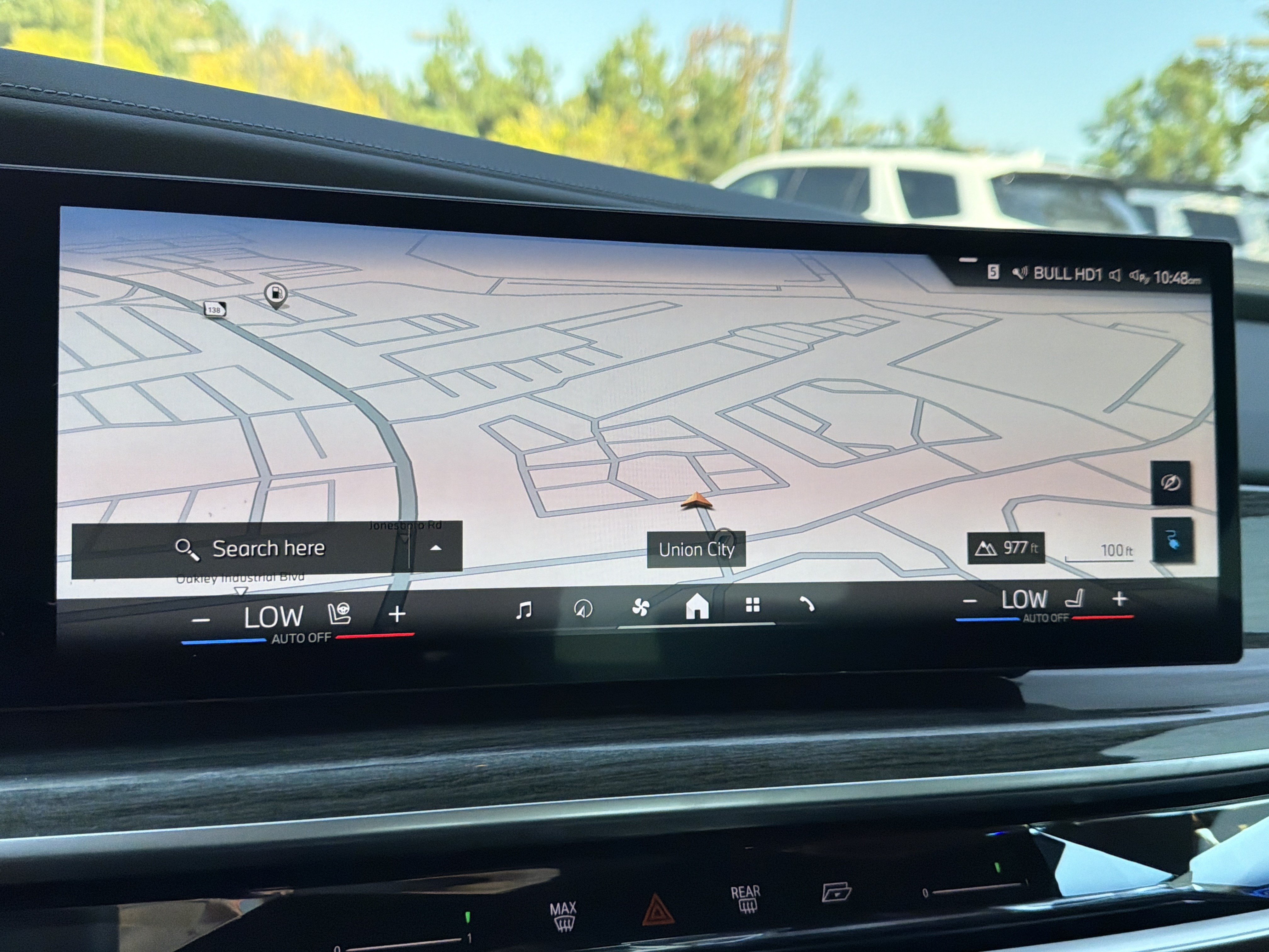 Certified 2024 BMW i7 eDrive50 w/ M Sport Package RWD image 7