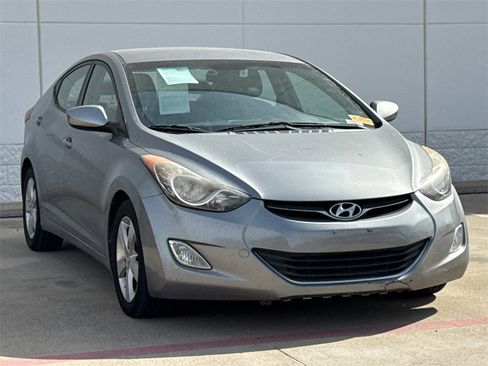 Used 2012 Hyundai Elantra GLS w/ Preferred Pkg 3 image 4