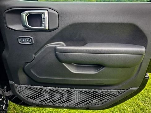 Certified 2024 Jeep Wrangler Sport S image 42