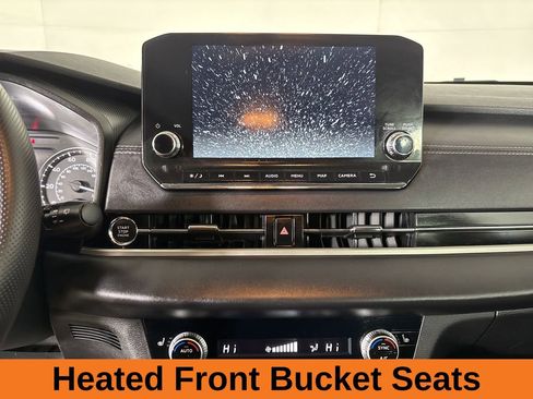 Used 2024 Mitsubishi Outlander SE Black Edition image 14