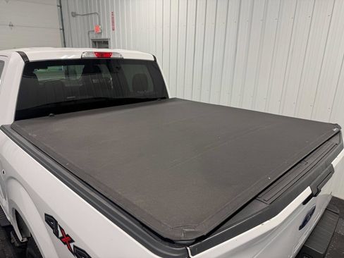 Used 2018 Ford F150 XLT image 9