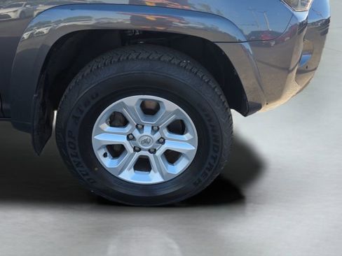 Used 2023 Toyota 4Runner SR5 Premium w/ Moonroof Package AWD/4WD image 27
