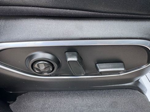 Used 2024 Jeep Wagoneer L Series II w/ Flexible Seating Group image 33