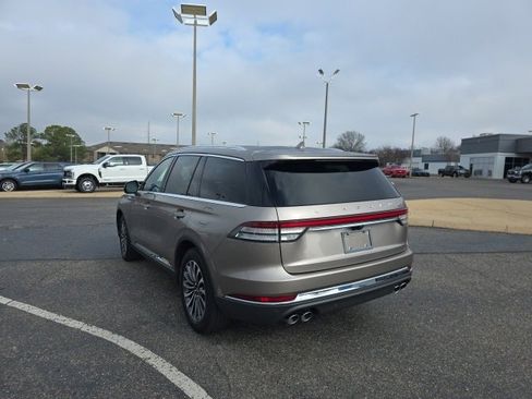 Used 2020 Lincoln Aviator Reserve w/ Elements Package Plus image 5