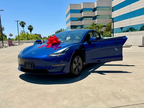 Used 2022 Tesla Model 3 RWD image 59
