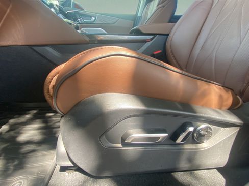 Used 2025 Acura MDX SH-AWD w/ Advance Package image 10