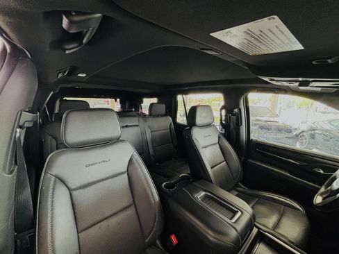 Used 2022 GMC Yukon Denali AWD/4WD image 43
