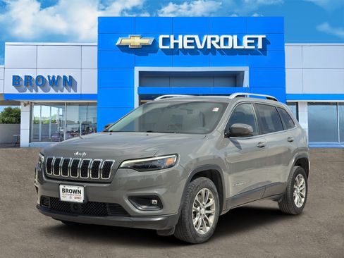 Used 2021 Jeep Cherokee Latitude Plus FWD image 6