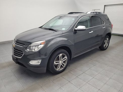 Used 2017 Chevrolet Equinox Premier w/ Enhanced Convenience Package FWD image 2