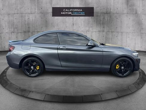 Used 2017 BMW 230i Coupe RWD image 4