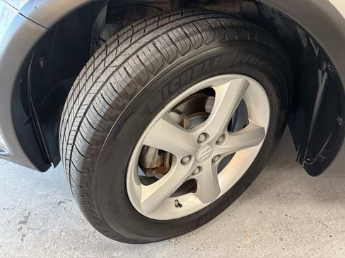 Used 2009 Suzuki SX4 AWD Hatchback image 24