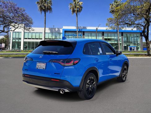 Certified 2026 Honda HR-V Sport image 4