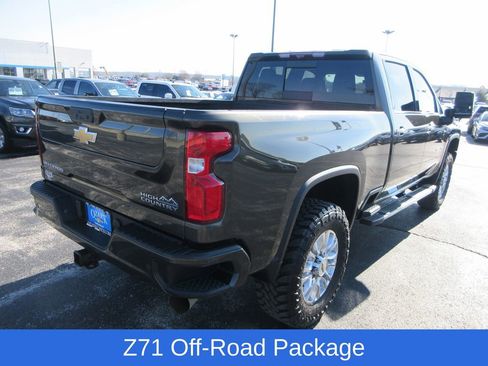 Used 2023 Chevrolet Silverado 2500 High Country w/ Z71 Off-Road Package image 5