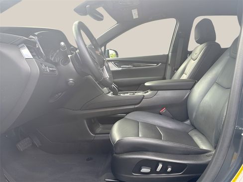 Used 2021 Cadillac XT5 Premium Luxury image 13