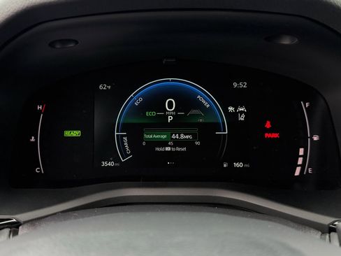 Certified 2025 Toyota Camry SE w/ Convenience Package FWD image 18