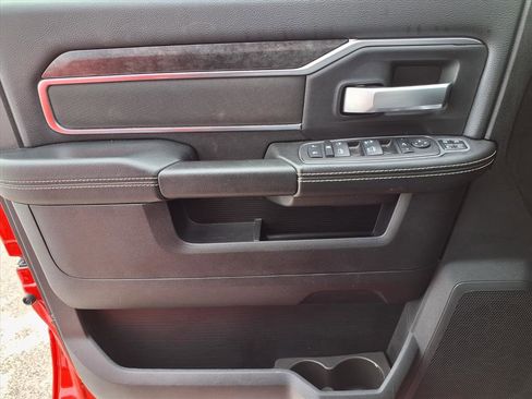 Used 2024 RAM 2500 Big Horn w/ Bed Utility Group image 23