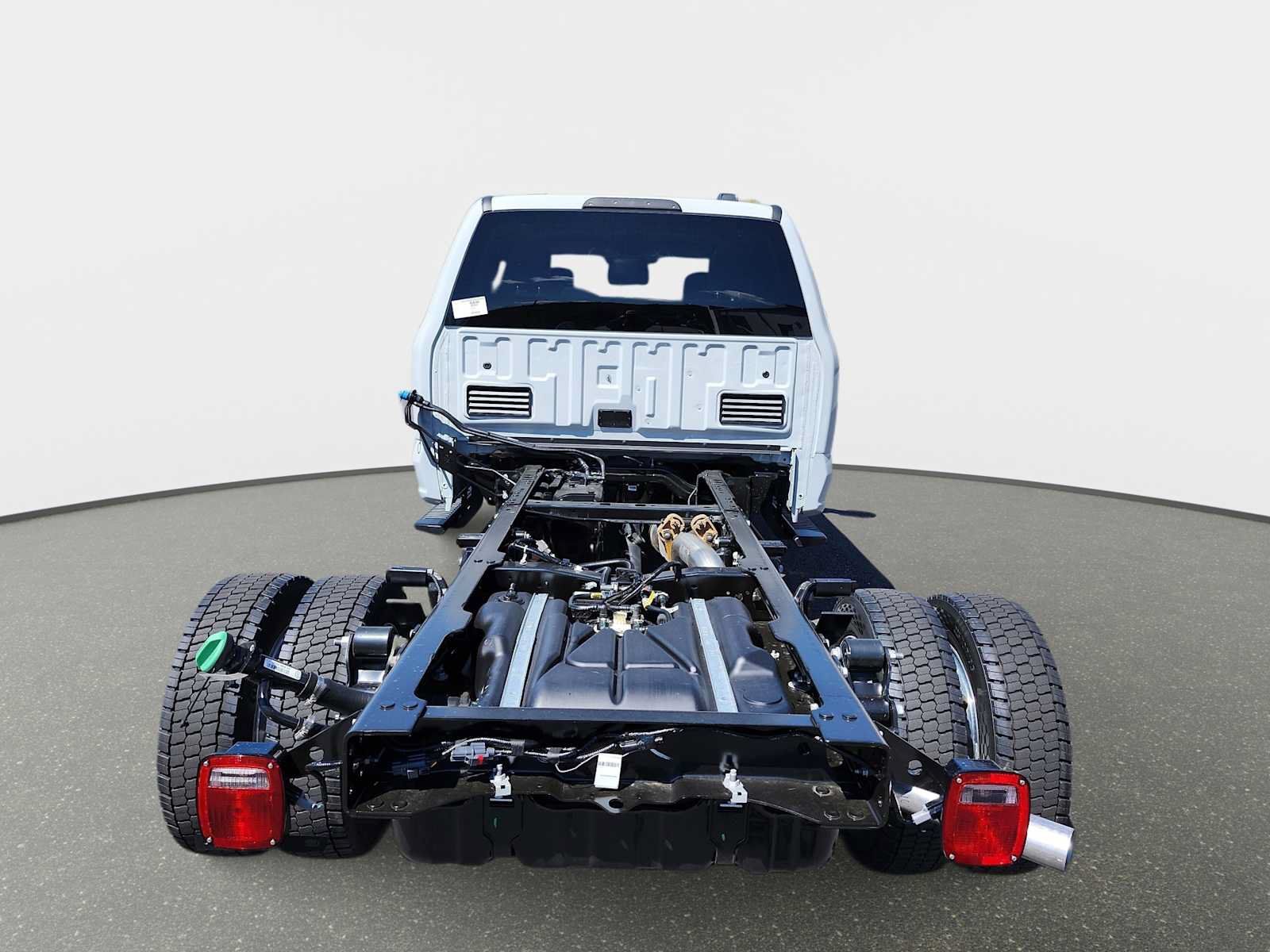 New 2026 Ford F450 Lariat AWD/4WD image 8