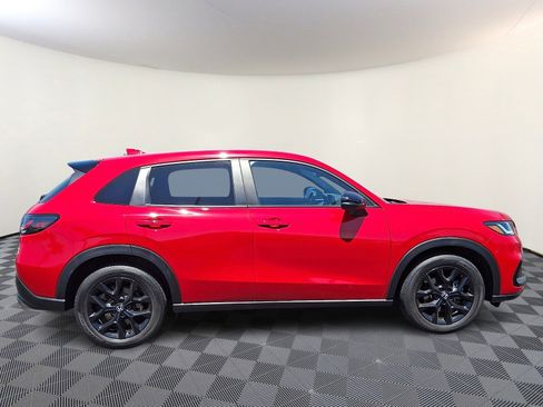 Used 2024 Honda HR-V Sport image 8