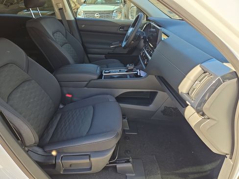 New 2026 Nissan Pathfinder SV AWD/4WD image 21