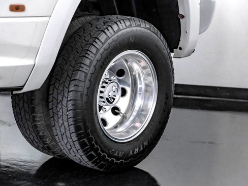 Used 2018 RAM 3500 Laramie w/ Cold Weather Group image 53