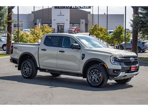 Used 2025 Ford Ranger XLT AWD/4WD image 2