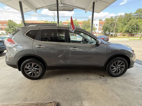 Used 2016 Nissan Rogue SL AWD/4WD image 4