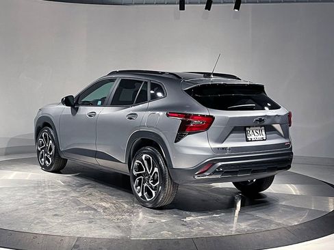 Used 2024 Chevrolet Trax RS image 13