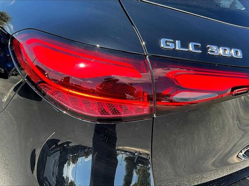 New 2026 Mercedes-Benz GLC 300 image 6