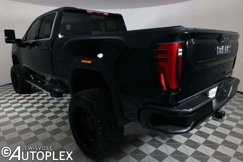 Used 2024 GMC Sierra 2500 Denali w/ Denali Reserve Package AWD/4WD image 10