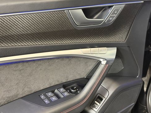 Used 2021 Audi RS 6 image 13