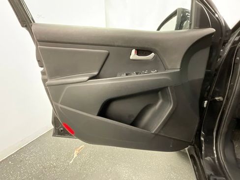 Used 2016 Kia Sportage EX FWD image 9
