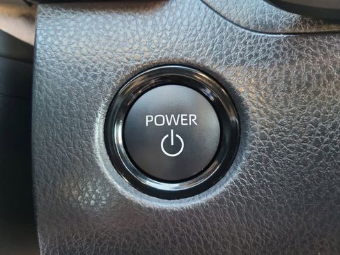 Used 2026 Toyota Camry SE w/ Multimedia Upgrade Package image 32