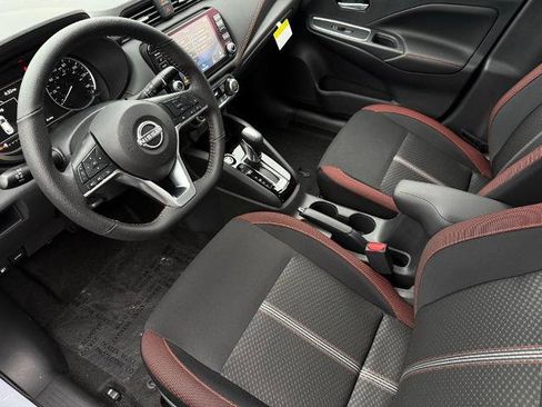 New 2025 Nissan Versa SR w/ Trunk Package image 16