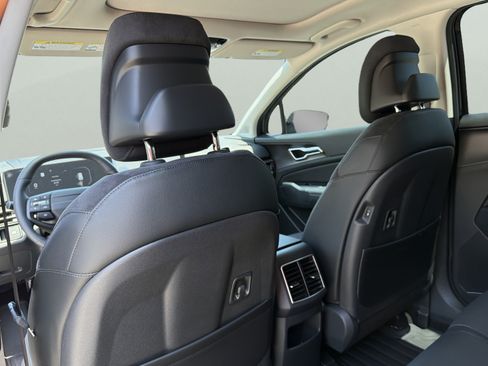 Certified 2026 Kia Sportage SX FWD image 24