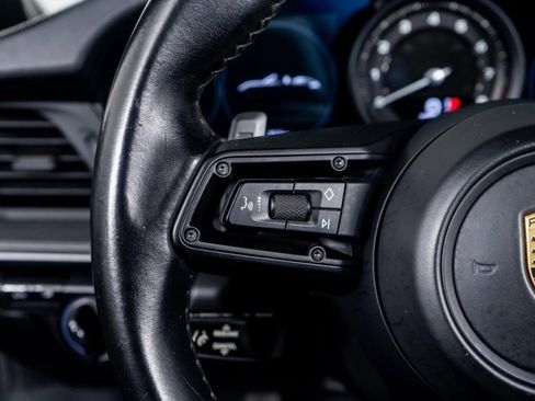 Used 2021 Porsche 911 Carrera 4S w/ Sport Package image 31