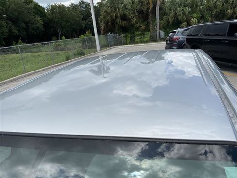 Used 2019 Nissan Frontier SV AWD/4WD image 13