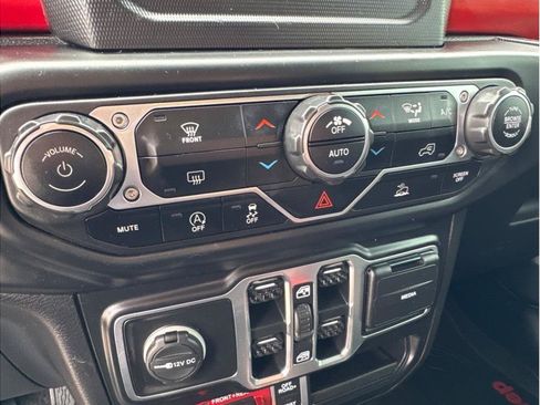 Used 2021 Jeep Wrangler Unlimited Rubicon AWD/4WD image 26